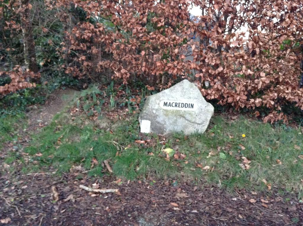 Macreddin Rock Bed & Breakfast 어흐림 외부 사진